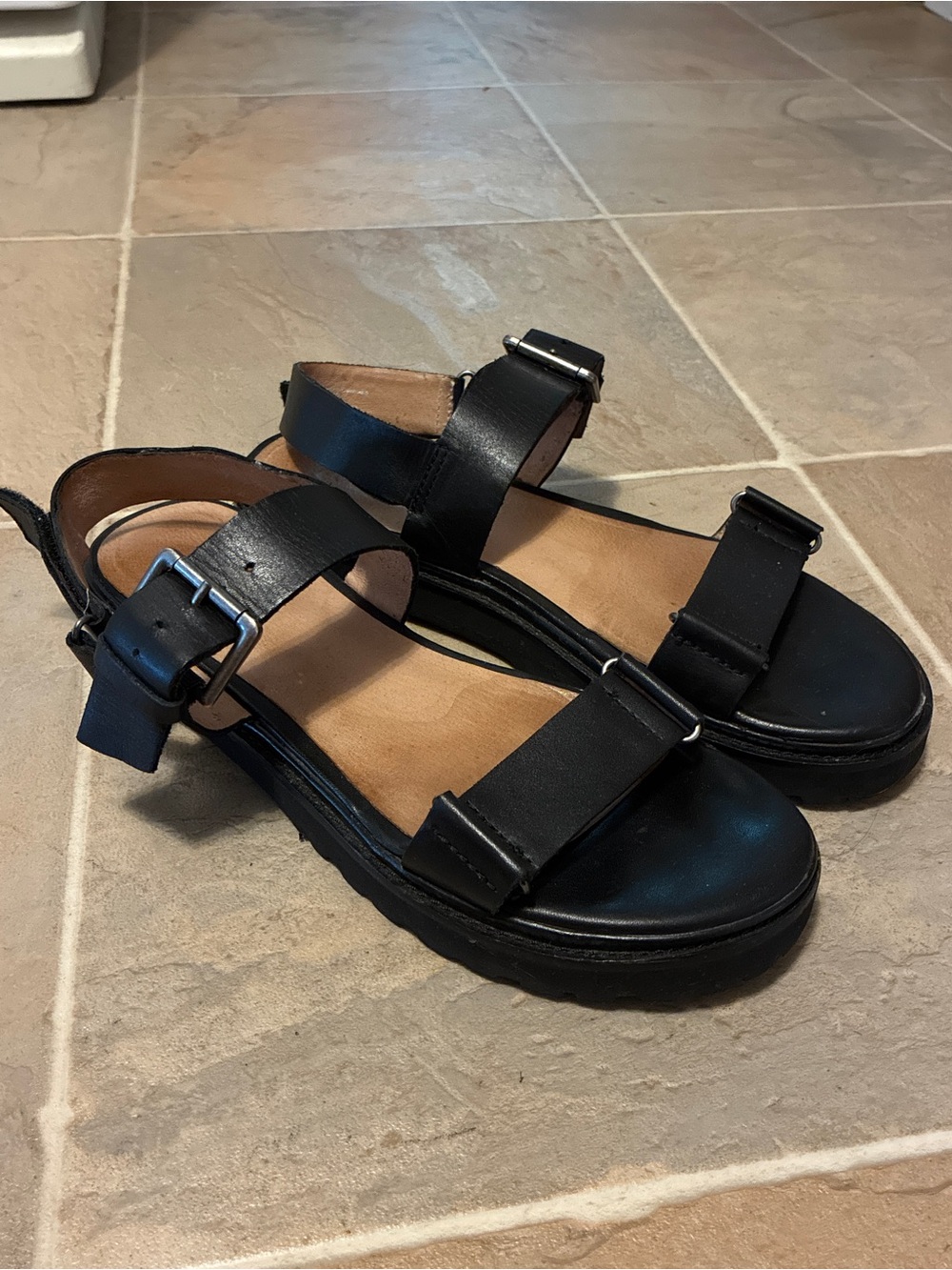 Madewell lug sole leather sandals - Picture 3 of 6